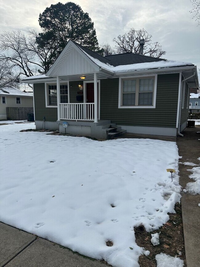 Building Photo - 7220 Emilie St