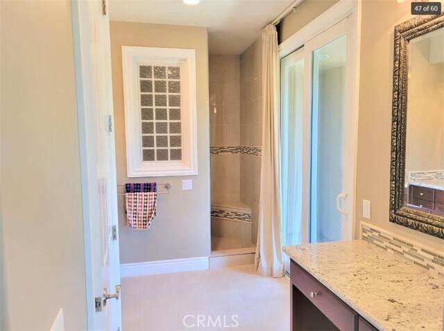 Building Photo - 15991 Oak Tree Crossing