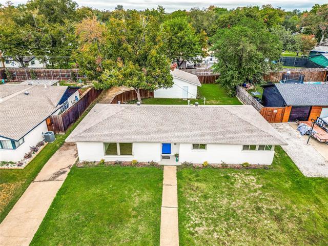 Building Photo - 3517 Woodleigh Dr