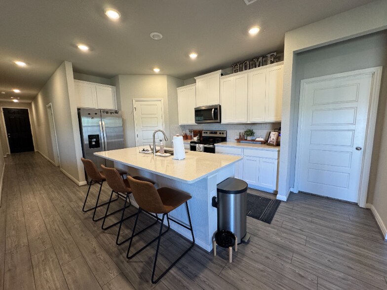 Building Photo - 4507 Longhorn Crst