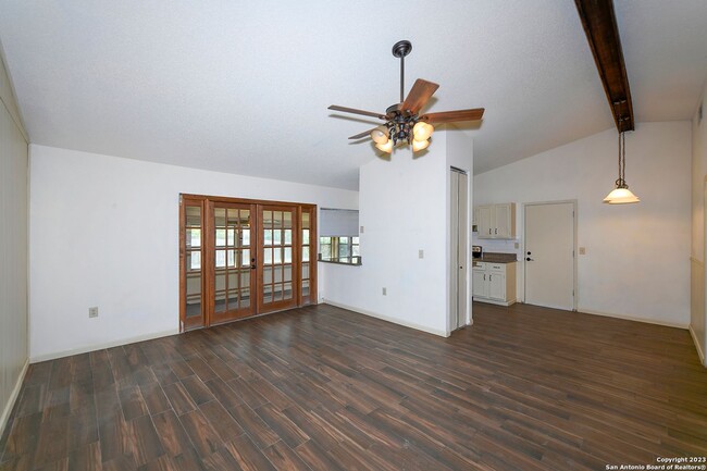 Building Photo - SPACIOUS 4-BEDROOM IN VALLEY FORGE