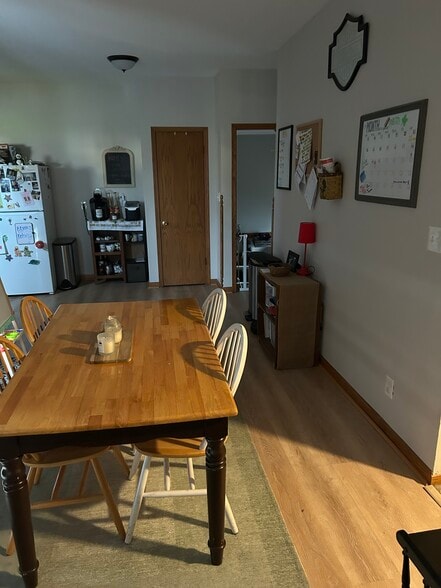 Building Photo - 485 Thomas St