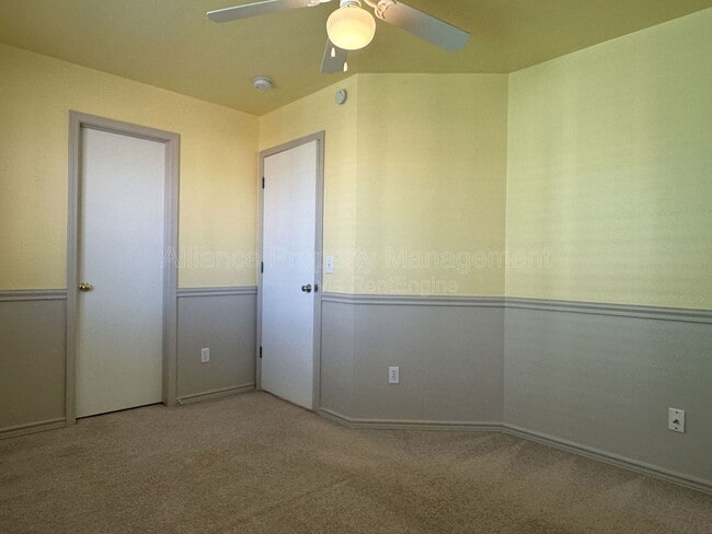 Building Photo - 8131 Oliver Rd