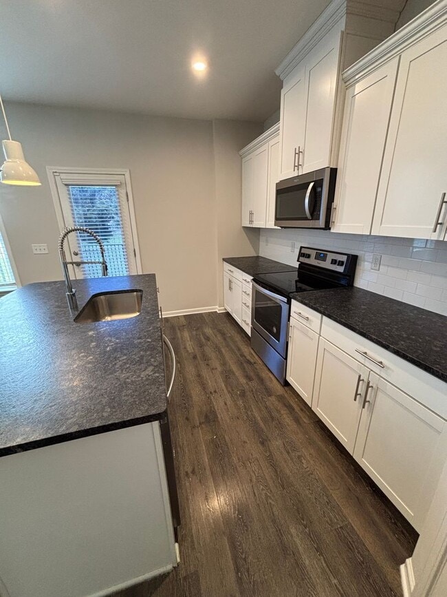 Building Photo - 3240 Brookberry Ln