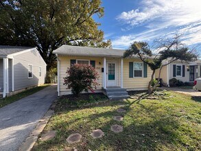 Building Photo - Cute 2 Bedroom Home Near UofL