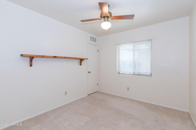 Building Photo - 5931 E Carriage Dr