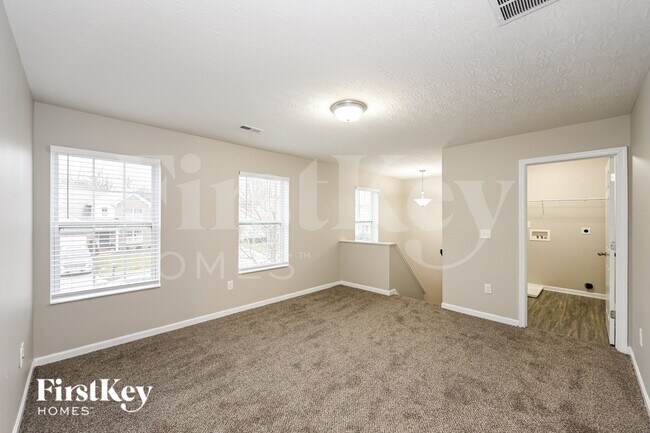 Building Photo - 3478 Hickory Ln