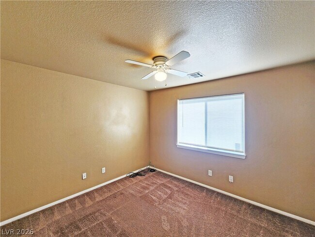 Building Photo - 3680 Ravine Ave