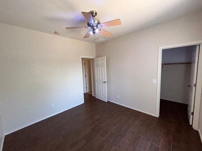 Building Photo - 3911 S 100th Glen