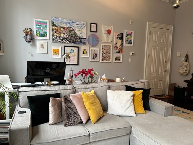 Building Photo - 277 S 4th St