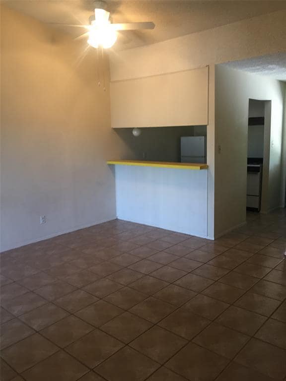 Building Photo - 630 Maiden Ln