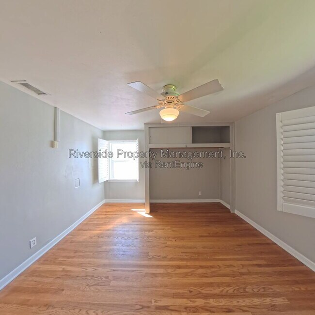 Building Photo - 4025 Terracina Dr