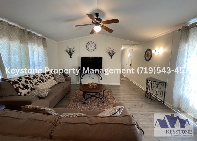 Building Photo - Pueblo West Beauty! Modular Home 3 Bedroom...