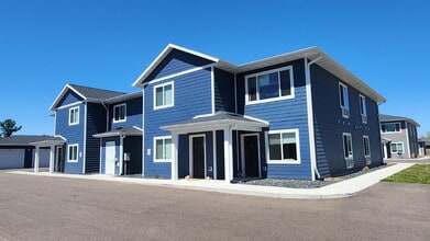Building Photo - Available Aug 15th! - Modern 2 Bedroom, 2 Full Bathroom with Garage