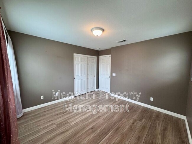 Building Photo - 35889 Wolverine Ln