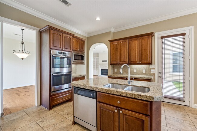 Building Photo - 14450 Kingston Cove Ln