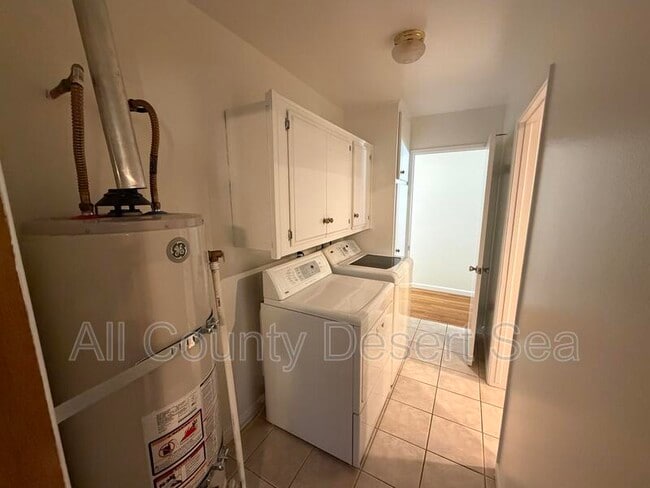 Building Photo - 10250 Masterson Rd