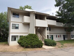Building Photo - 1705 Heatheridge Rd