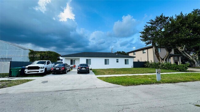 Primary Photo - 3161 NW 69th St