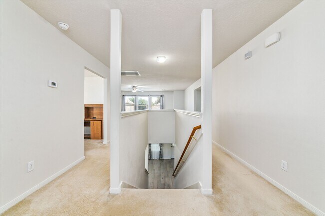 Building Photo - 3530 Barkers Crossing Ave