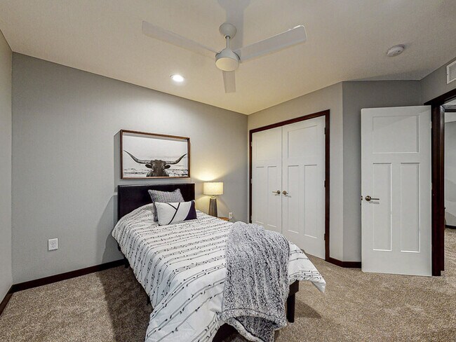 Building Photo - Stratford Crossing Townhomes