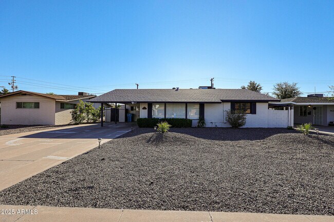 Primary Photo - 4122 N 6th Ave