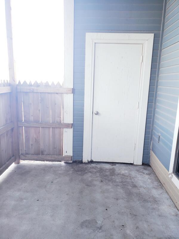 Building Photo - 1717 S Cypress St