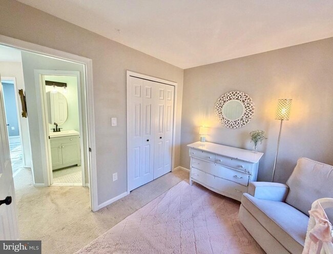 Building Photo - 46756 Woodmint Terrace