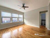 Building Photo - 1 bedroom in WINNETKA IL 60093