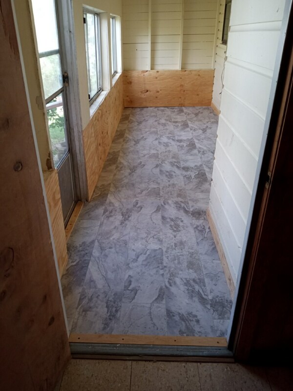 Building Photo - 724 Kings Rd