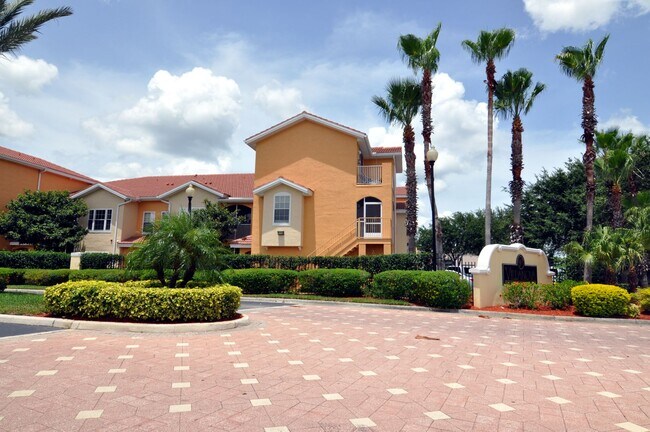 Building Photo - 12025 Villanova Dr
