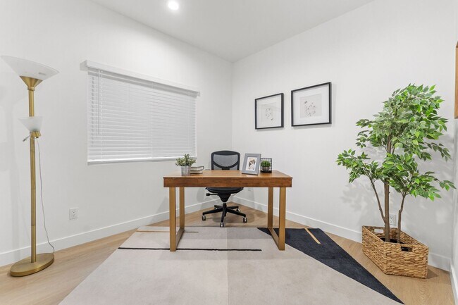 Building Photo - Patterson Way- Truslow ADU