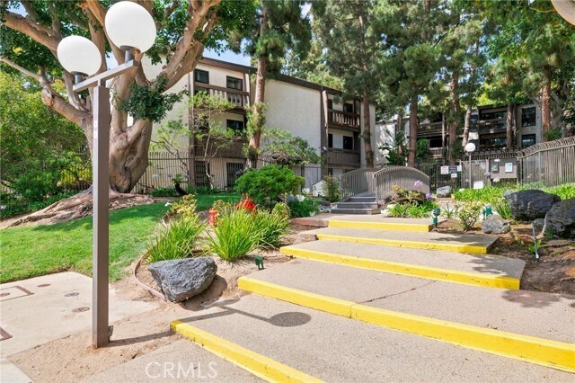 Building Photo - 7765 W 91st St