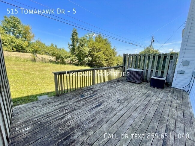 Building Photo - 515 Tomahawk Dr