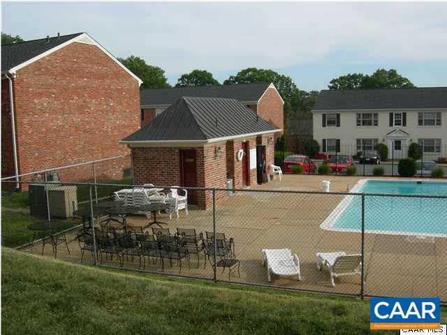 Building Photo - 144 Hessian Hills Cir