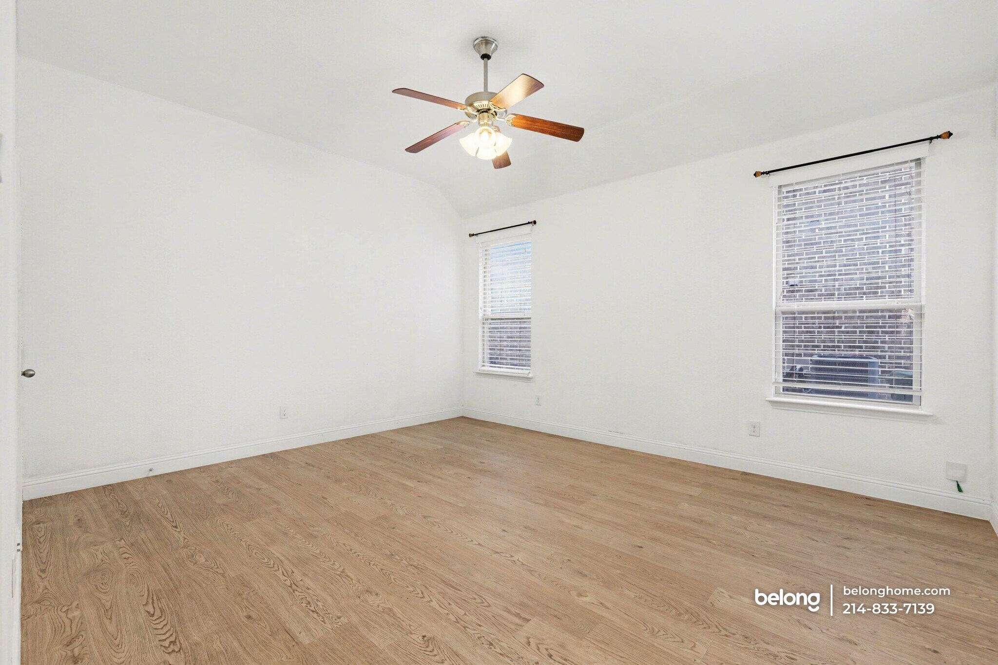 Building Photo - 741 Sundrop Dr