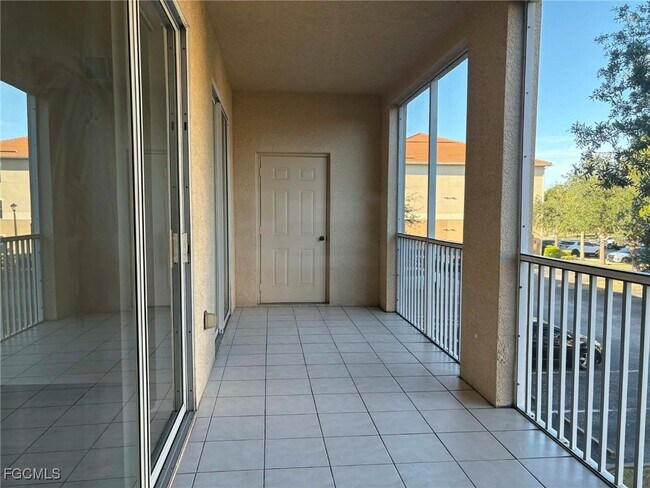 Building Photo - 9045 Colby Dr