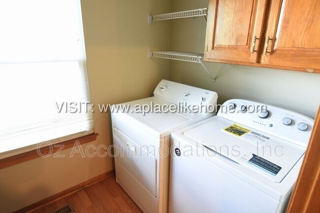 Building Photo - 15306 Riley St