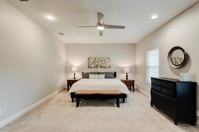 Building Photo - 2521 Benbrook Blvd