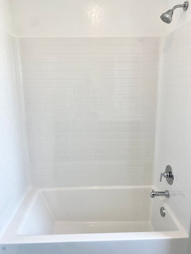 Building Photo - BRAND NEW 4/3.5 Lennar with In-Law Suite