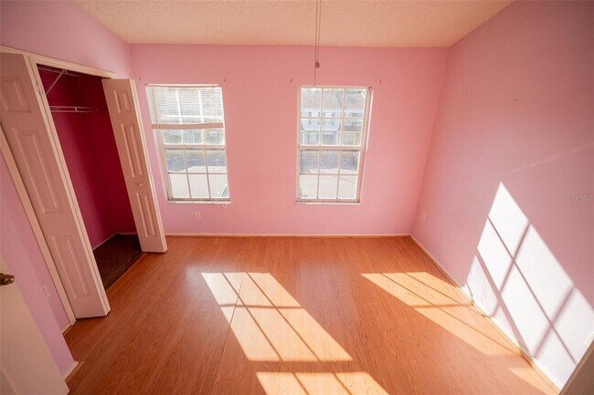 Building Photo - 1250 Redondo Way