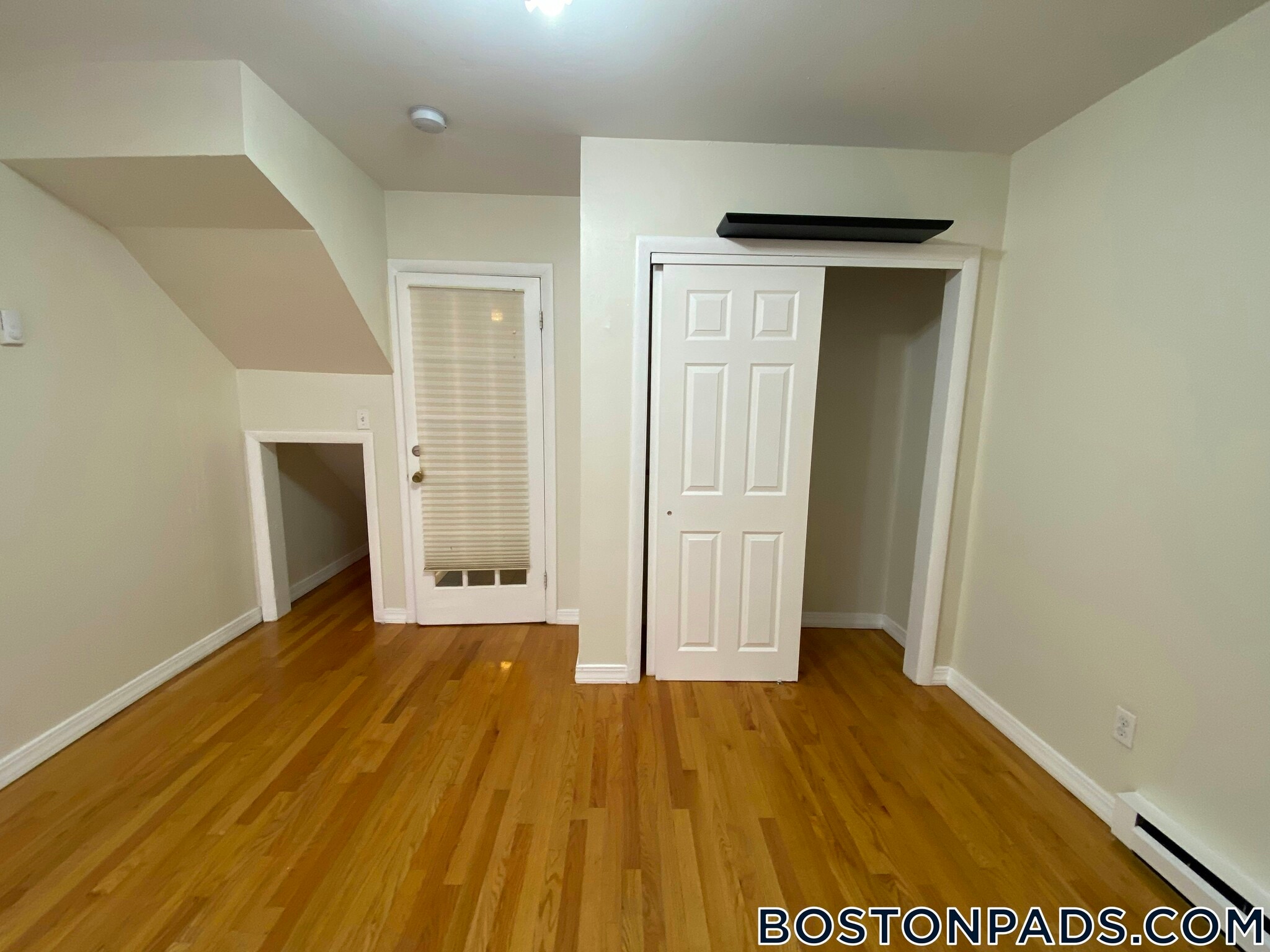 Building Photo - 49 Symphony Rd