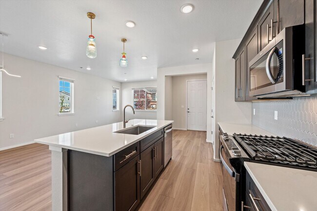 Building Photo - Stunning new-construction home in Aurora, CO, where modern design meets everyday comfort.