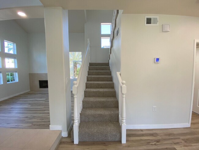 Building Photo - Beautiful Remodeled Home in Carlsbad Village!