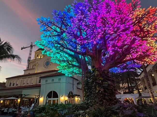 Building Photo - 550 Okeechobee Blvd