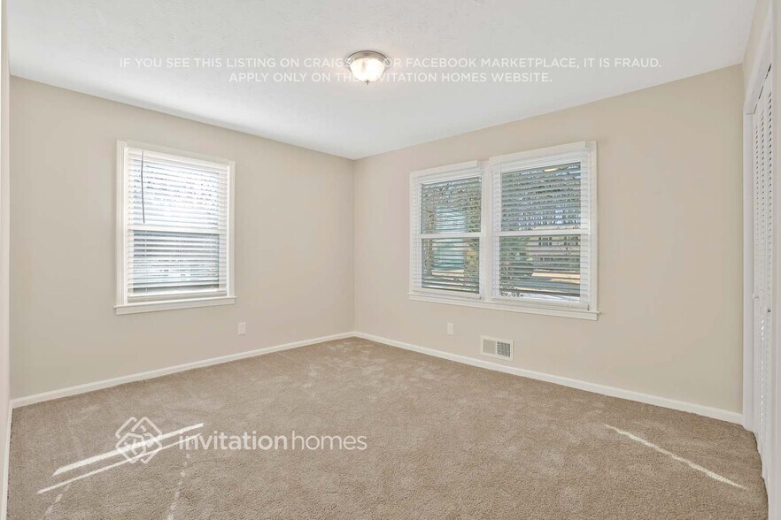 Building Photo - 3648 Fairlane Dr