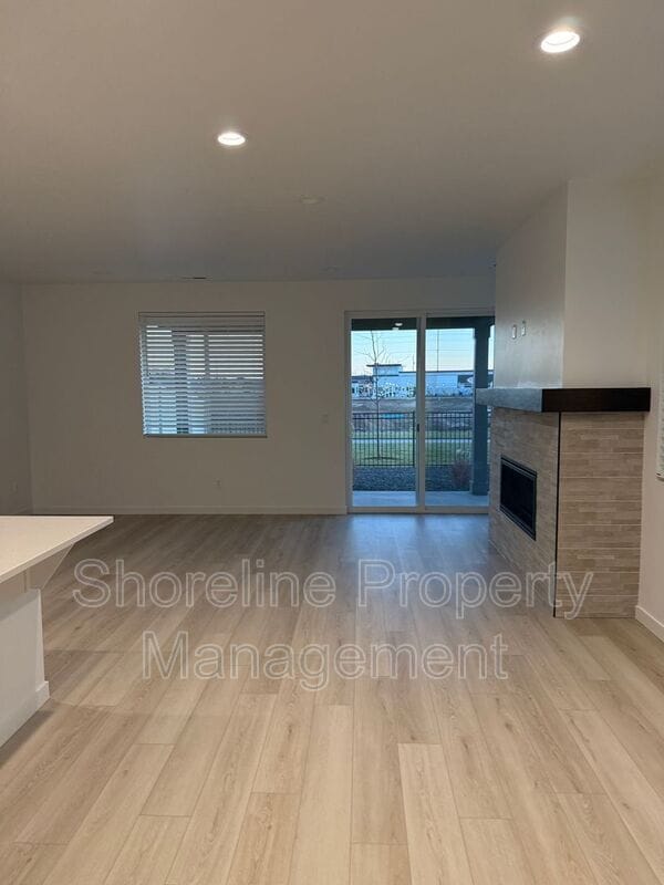 Building Photo - 12349 W Norterra Ln