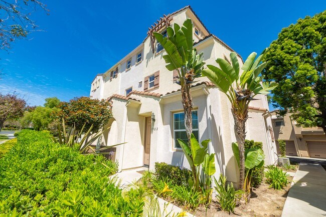 Building Photo - Amazing 3 Bedroom Condo available now! Chula Vista / Eastlake / Otay Ranch Area