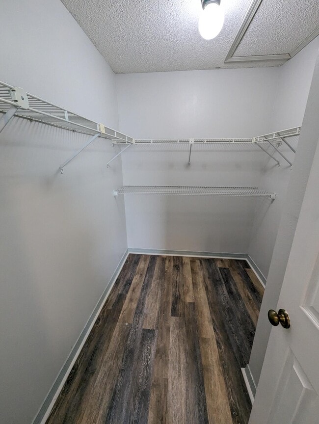 Building Photo - 2236 Prytania Cir