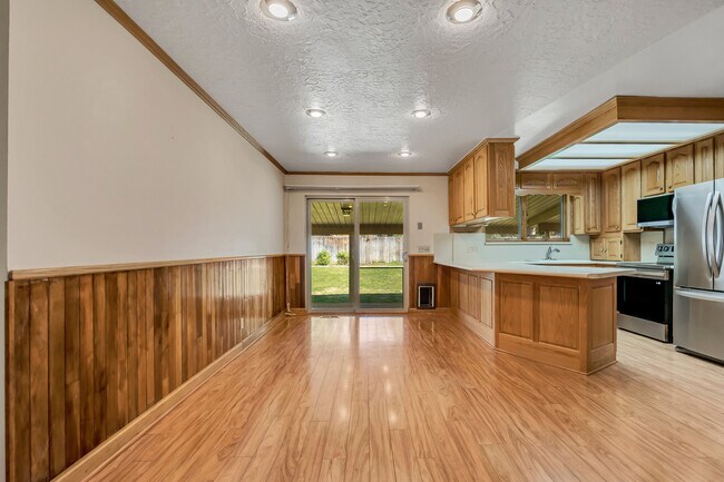 Building Photo - 8131 Viscounti Dr